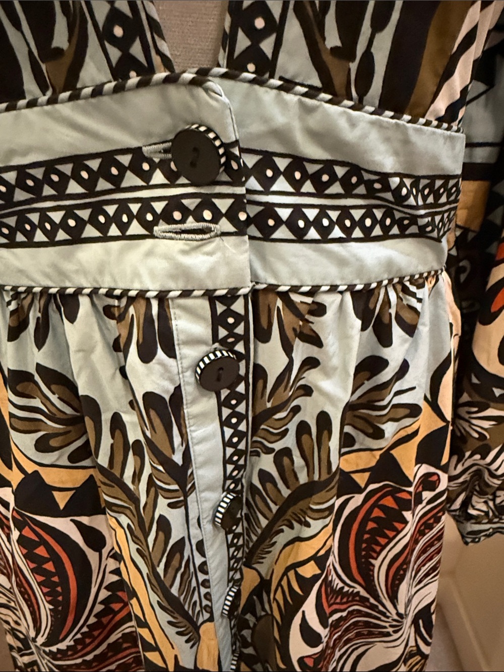 FARM Rio Deep V-Neck Printed Maxi Dress in Cream, Rust & Black - Picture 6 of 6